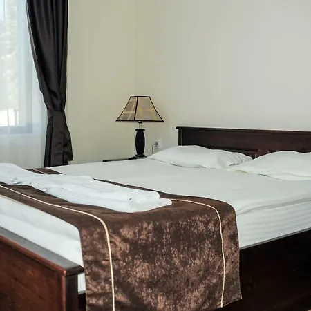 за гости в къща камелия 3* Пампорово